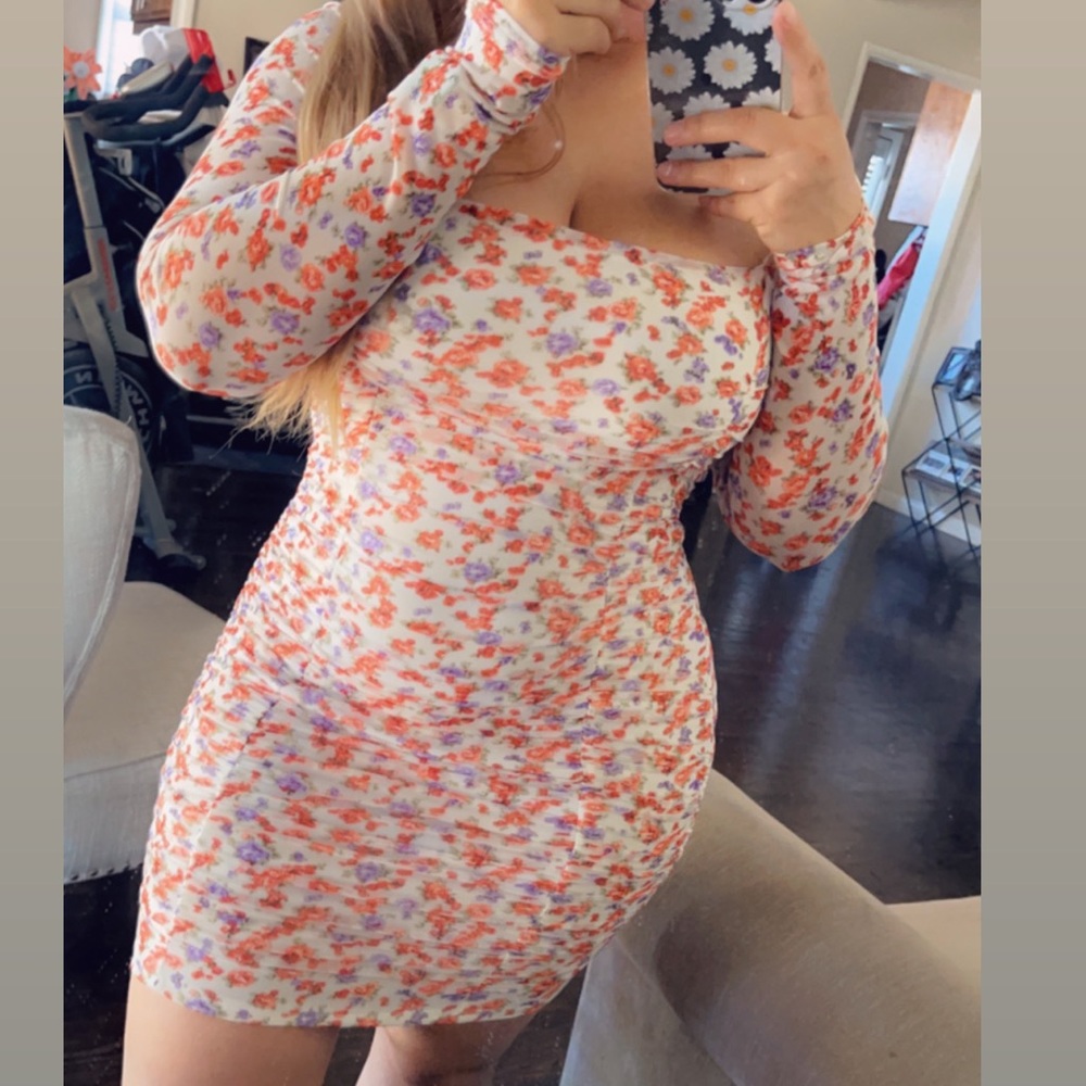 NWT a white floral mini dress